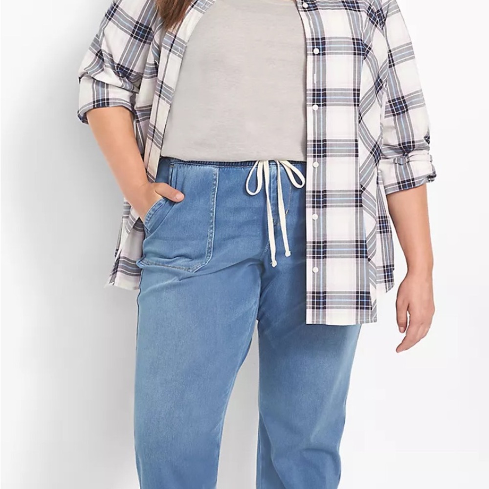 Lane Bryant Denim Joggers Stretch Signature Fit Boyfriend Mid Rise Size 18